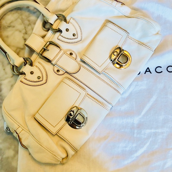 Marc Jacobs Handbags - Marc Jacobs Venita off White Leather Handbag
